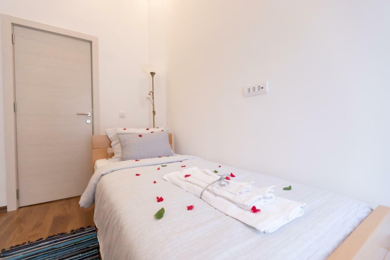 Your One And Only Belgrad Exterior foto